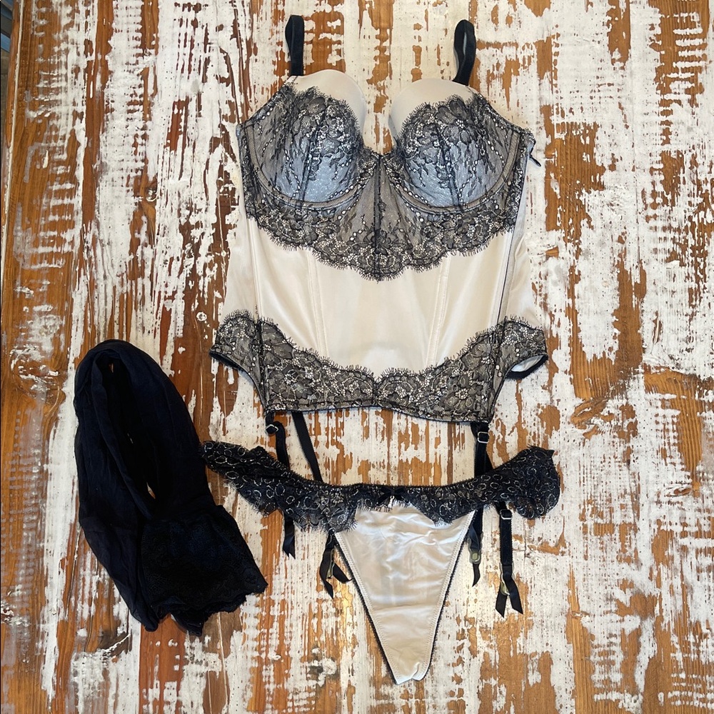 Victoria’s Secret Silk Lace Bustier & Thong Set - Ivory and Black